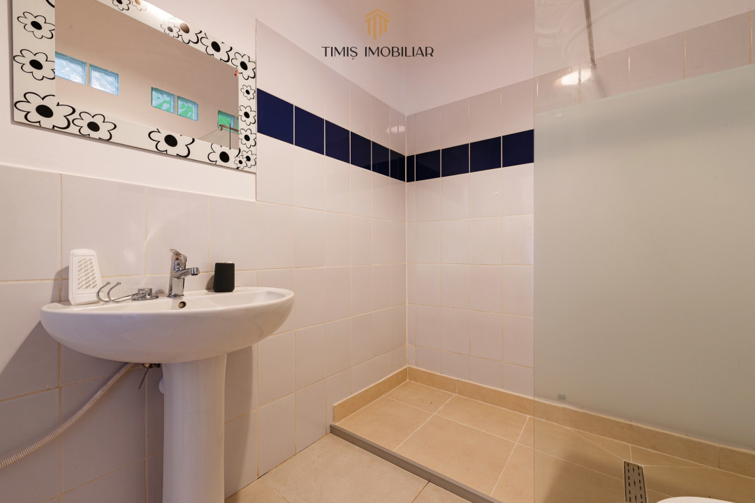 Apartament in Cladire Istorica renovata - 2 camere, gradina interioara