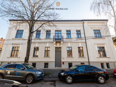Apartament in Cladire Istorica renovata - 2 camere, gradina interioara