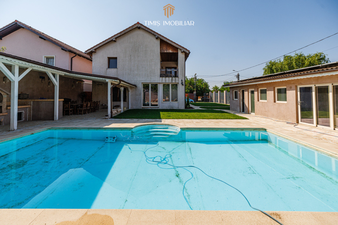 Casă individuală cu piscină, anexă și teren de 647 mp – Săcălaz