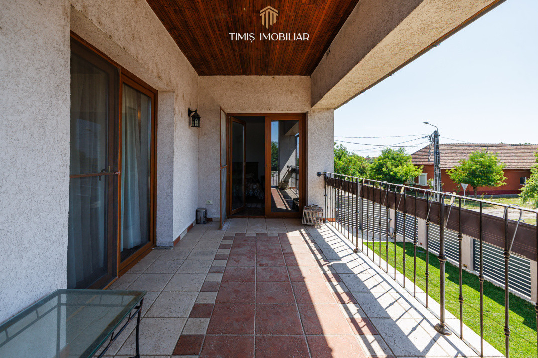 Casă individuală cu piscină, anexă și teren de 647 mp – Săcălaz