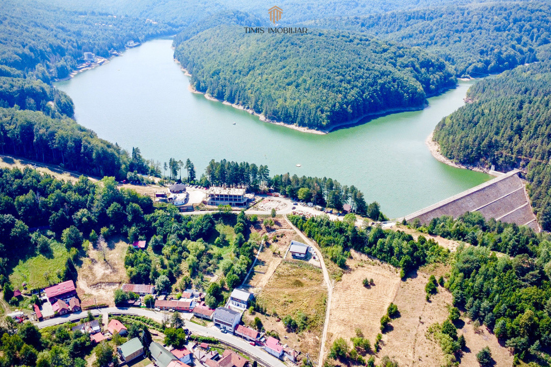 Teren 4.173 mp, front 60 m – Văliug, aproape de Lacul Gozna