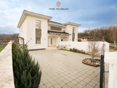 Casă de închiriat, la liziera padurii – 4 dormitoare & 2 băi | Com 0%