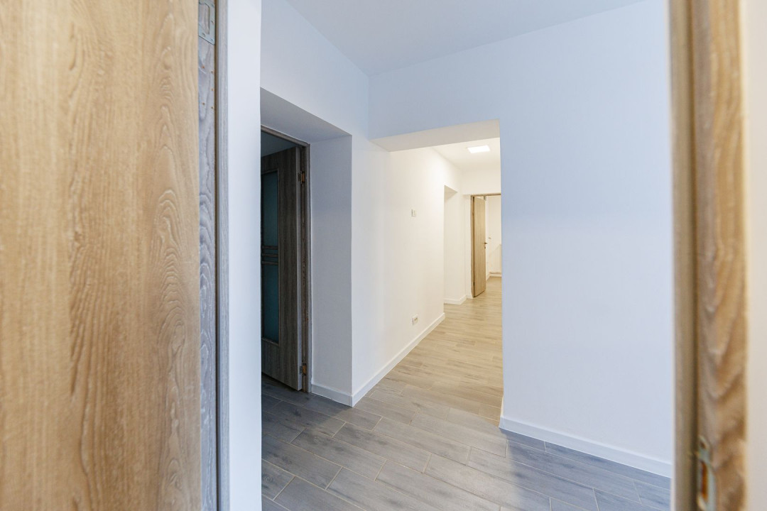 Casa Individuala pentru Birouri - Parcare Privata & Recent modernizata