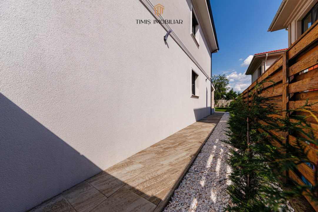 Direct Proprietar - Casa superba cu 4 dormitoare & 3bai - Teren 344 mp