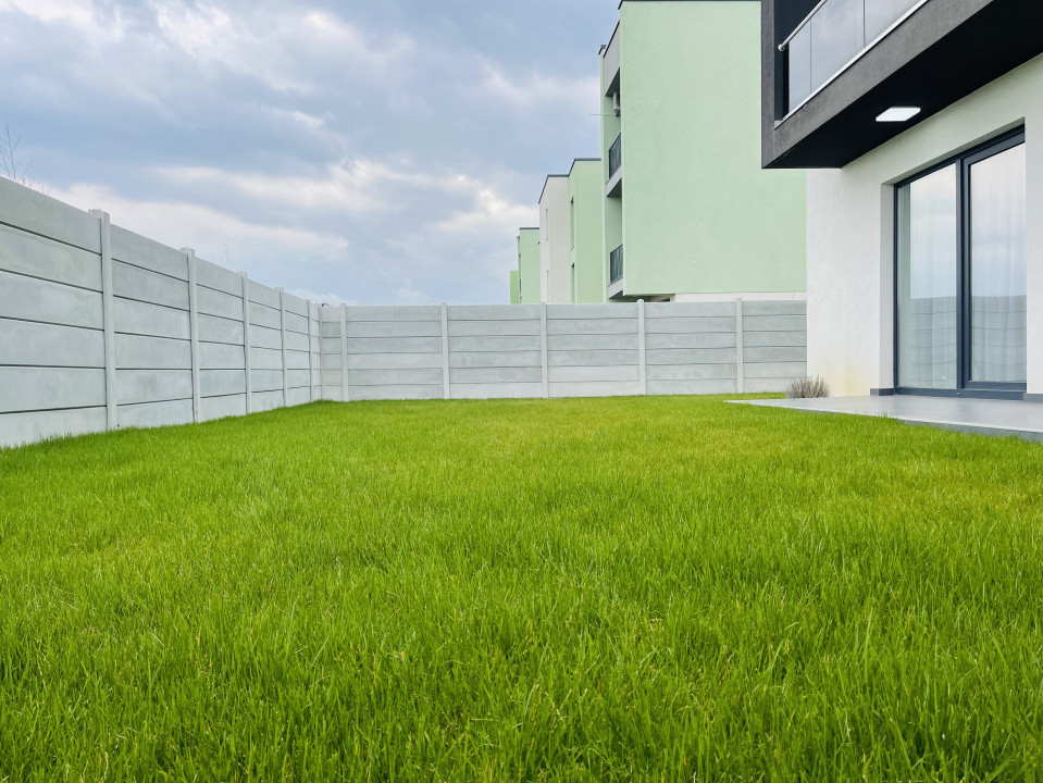 Curte 100 mp | Apartament modern, 55 mp | Parcare si Comision 0%