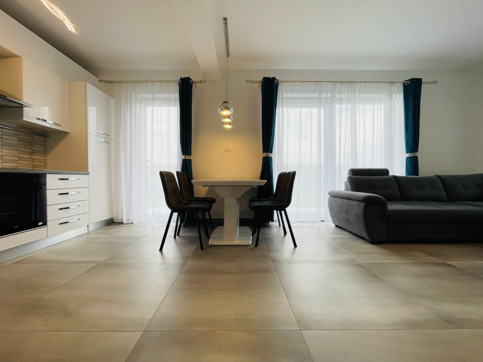 Curte 100 mp | Apartament modern, 55 mp | Parcare si Comision 0%