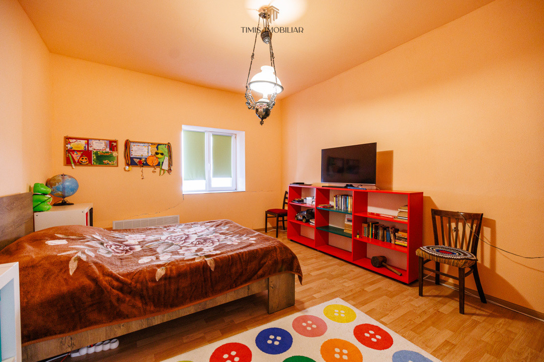 Casă individuală, teren 1.929 mp, acces spre Bega – Remetea Mare