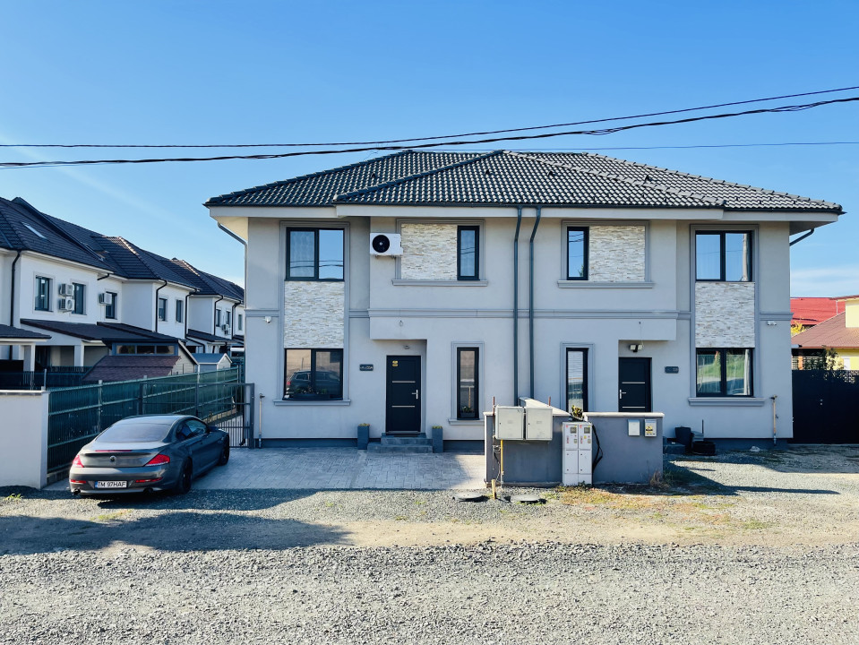 Duplex mediteranean cochet, 3 dormitoare, teren 364 mp, Săcălaz