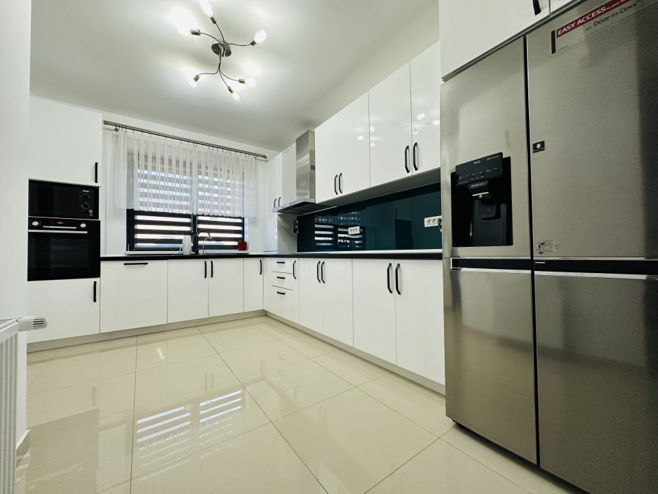 Duplex mediteranean cochet, 3 dormitoare, teren 364 mp, Săcălaz