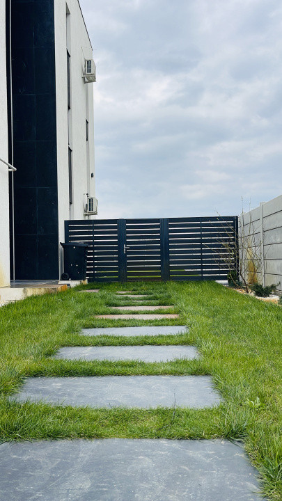 Curte 100 mp | Apartament modern, 55 mp | Parcare privata, Timisoara