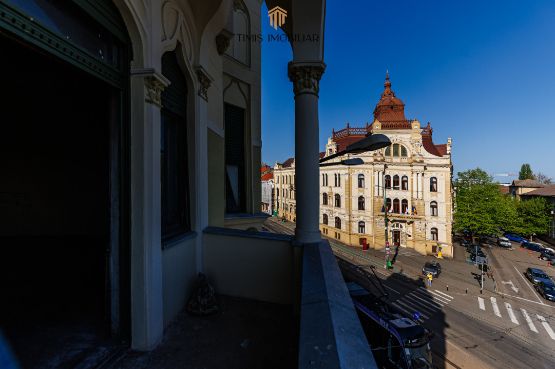 Spațiu de birouri cu vedere spre Catedrală, în Palatul Marschall - 0%