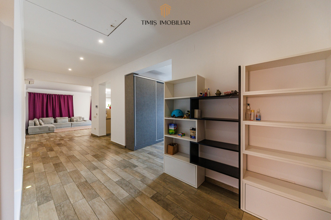 Casă parter spațioasă în Dumbrăvița – confort modern & grădină superba