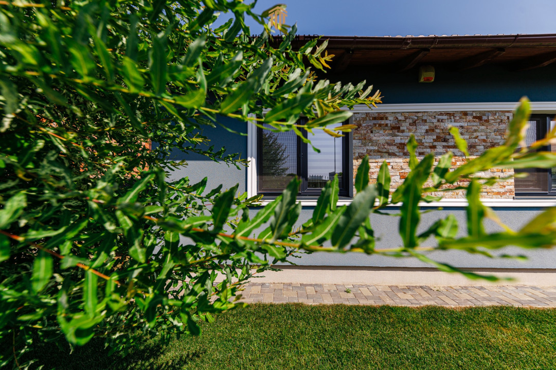 Casă parter spațioasă în Dumbrăvița – confort modern & grădină superba
