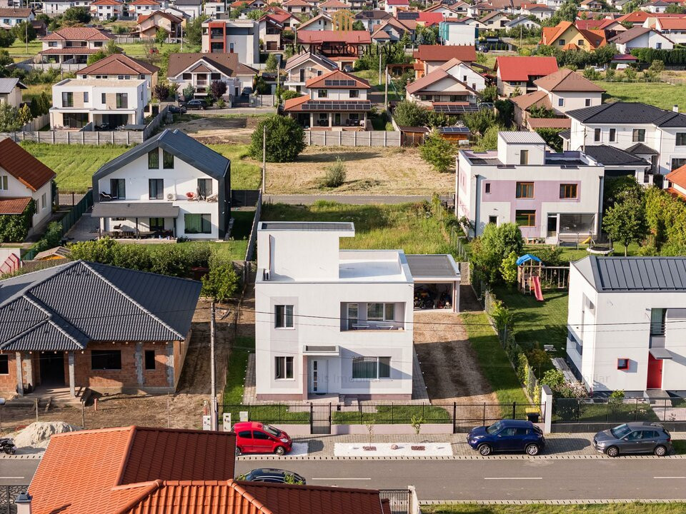 Casă individuală cu 4 camere, 3 băi și terasă pe acoperiș – Dumbrăvița | Com 0%