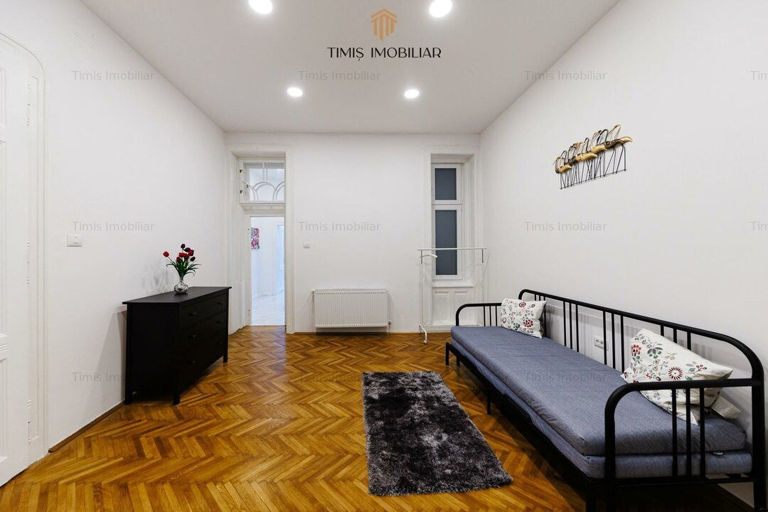 Apartament spectaculos in Timisoara, Central - 4 camere&2 bai, 160 mp