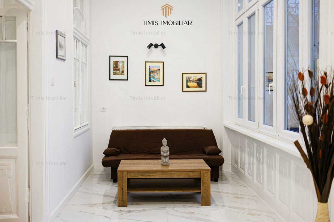 Apartament spectaculos in Timisoara, Central - 4 camere&2 bai, 160 mp