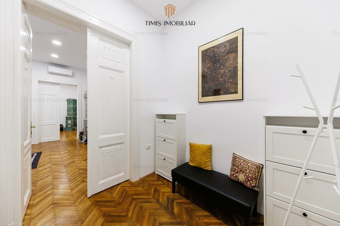 Apartament spectaculos in Timisoara, Central - 4 camere&2 bai, 160 mp