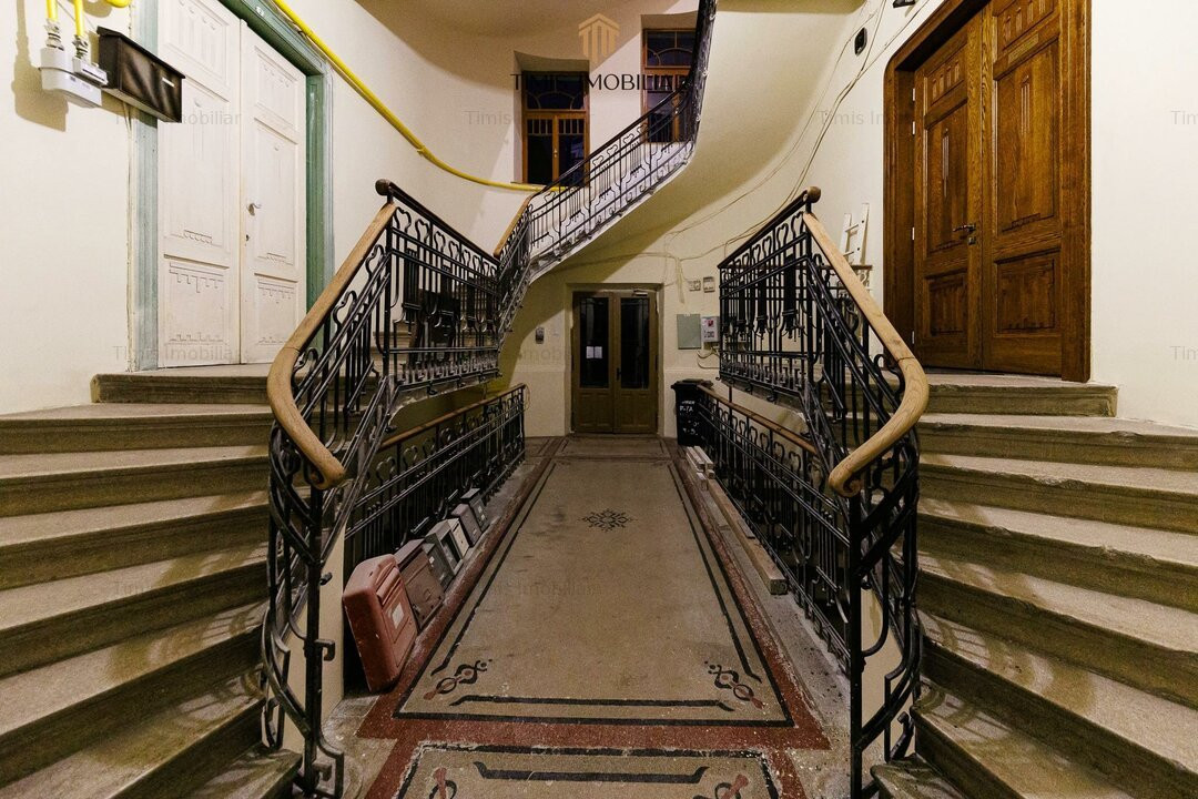 Apartament spectaculos in Timisoara, Central - 4 camere&2 bai, 160 mp