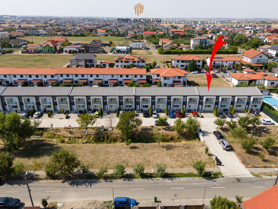 Casă de închiriat în Dumbrăvița, Strada Trandafirilor