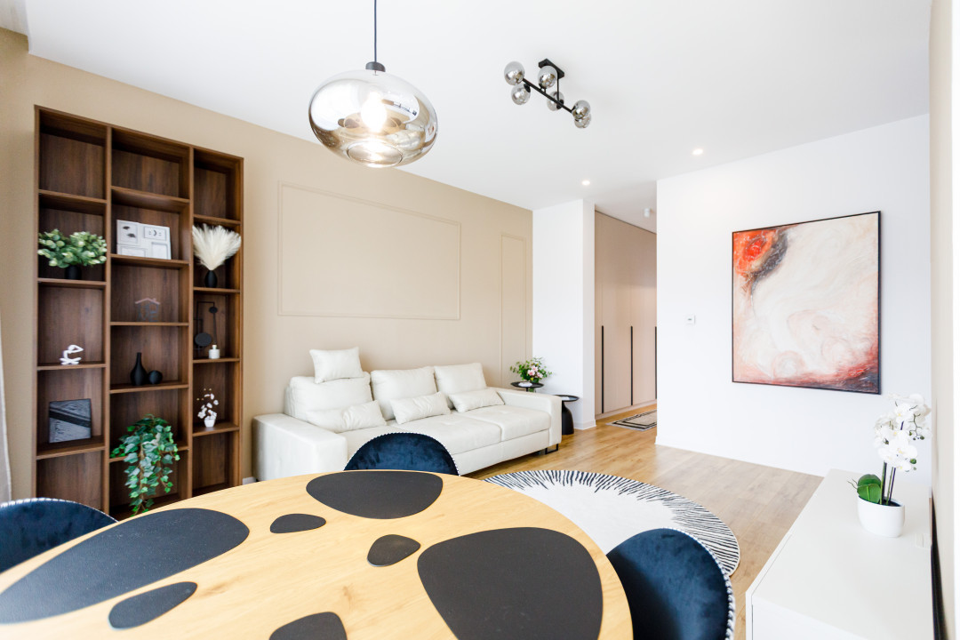 Prima inchiriere: casă segmentul lux, complet mobilată - Urban Village