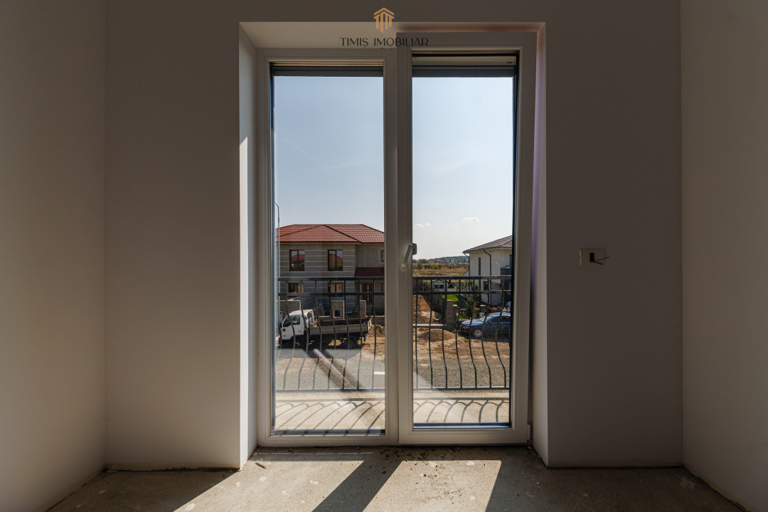 Duplex Dumbrăvița – 4 dormitoare, 3 băi, carport inclus - Comision 0%