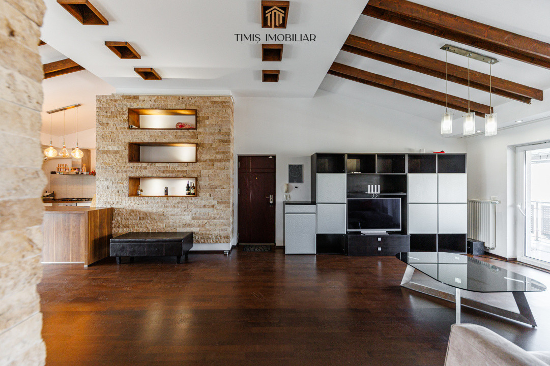 Penthouse 110 mp + 50 mp terase, parcare inclusă - Comision 0%