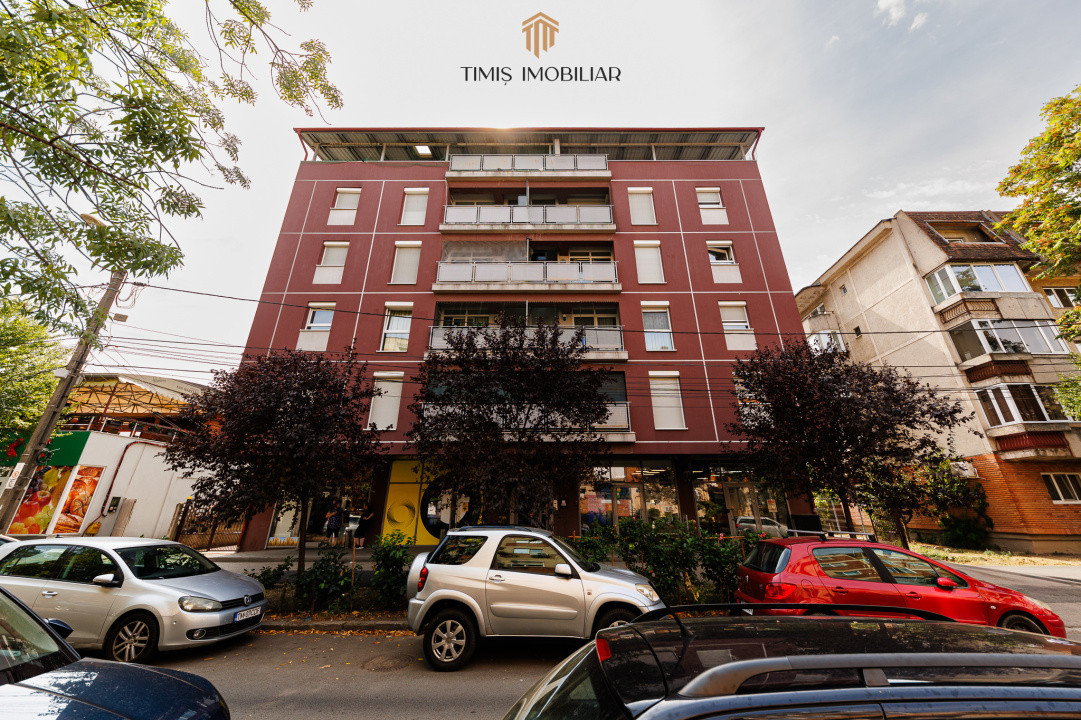 Penthouse 110 mp + 50 mp terase, parcare inclusă - Comision 0%