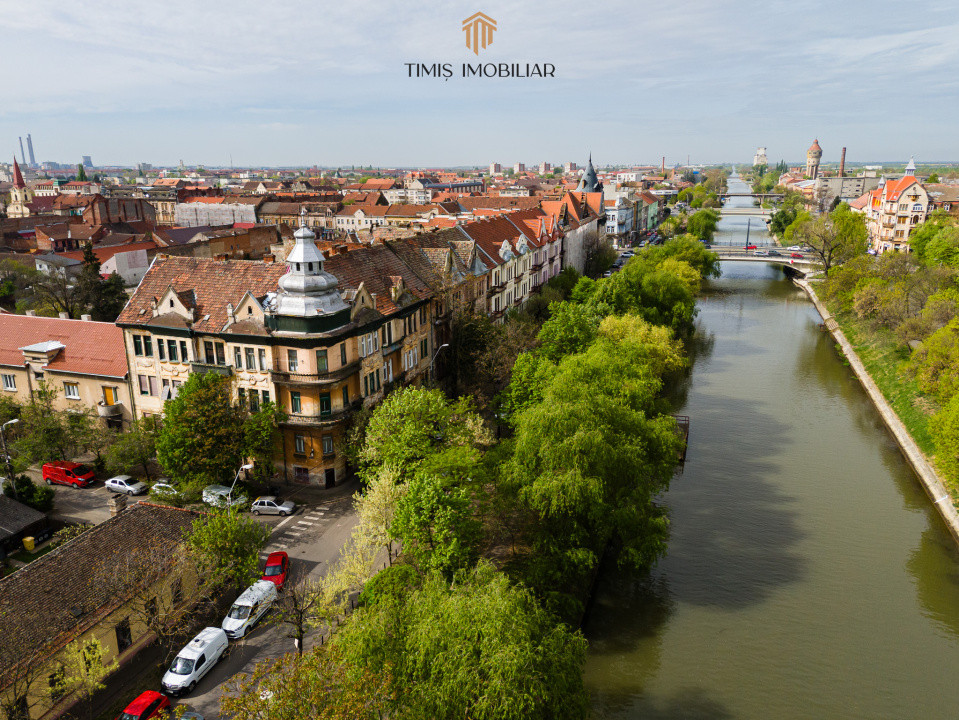 Apartament cu terasă și boxă, în Palatul Adolf Hanecker | Mal Bega