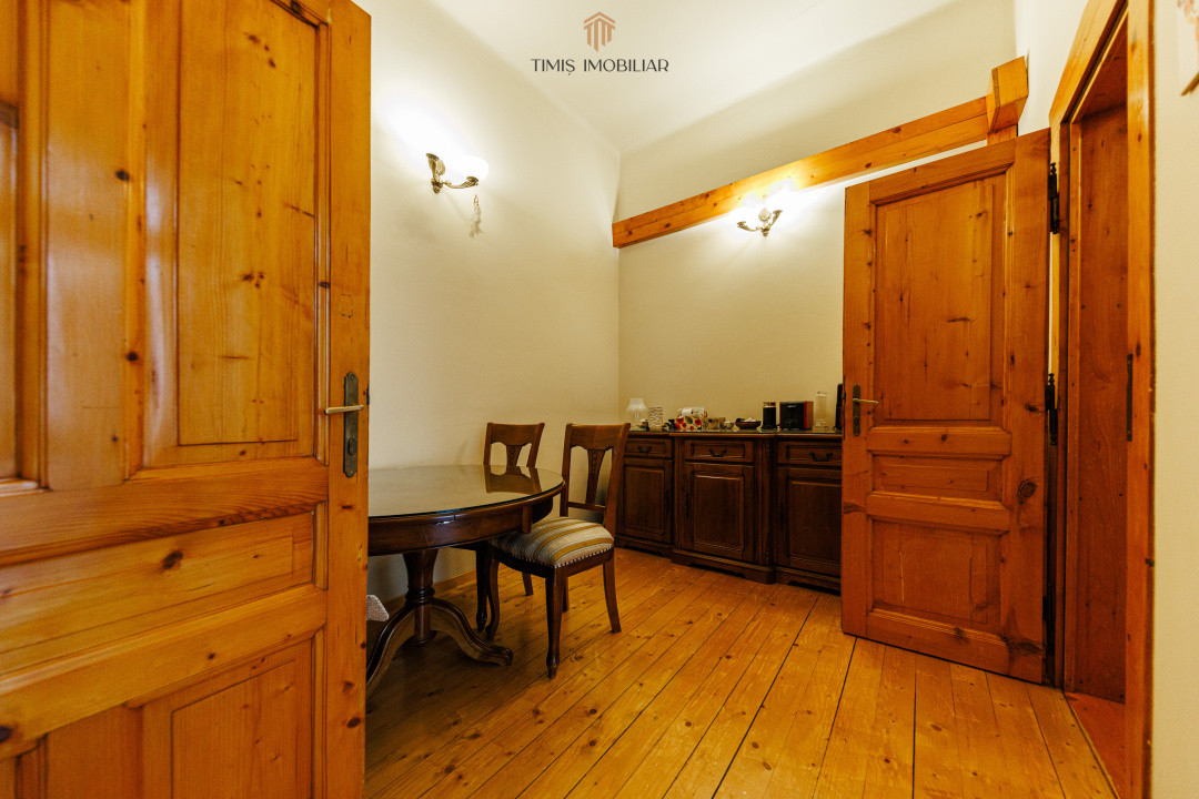 Apartament cu terasă și boxă, în Palatul Adolf Hanecker | Mal Bega