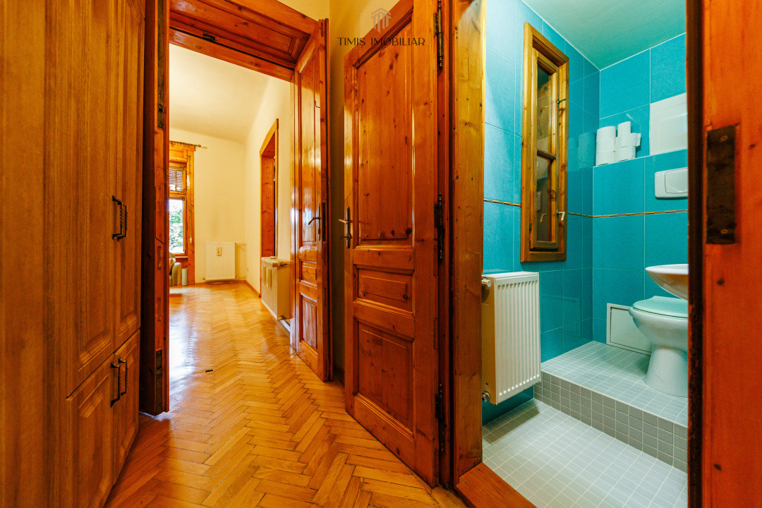 Apartament cu terasă și boxă, în Palatul Adolf Hanecker | Mal Bega