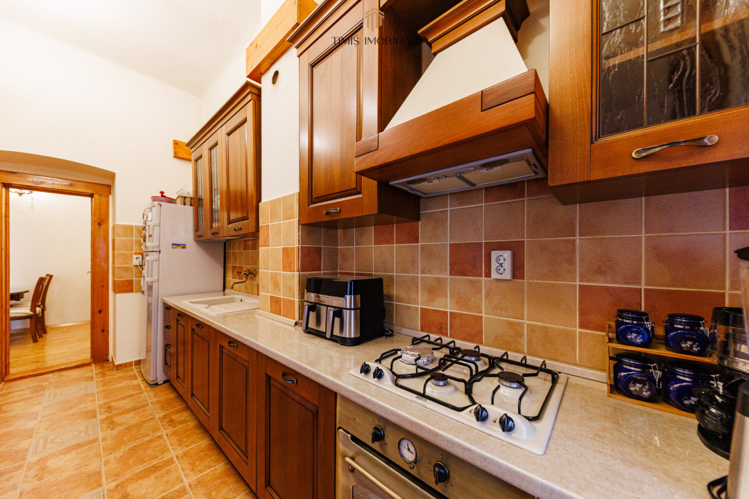 Apartament cu terasă și boxă, în Palatul Adolf Hanecker | Mal Bega