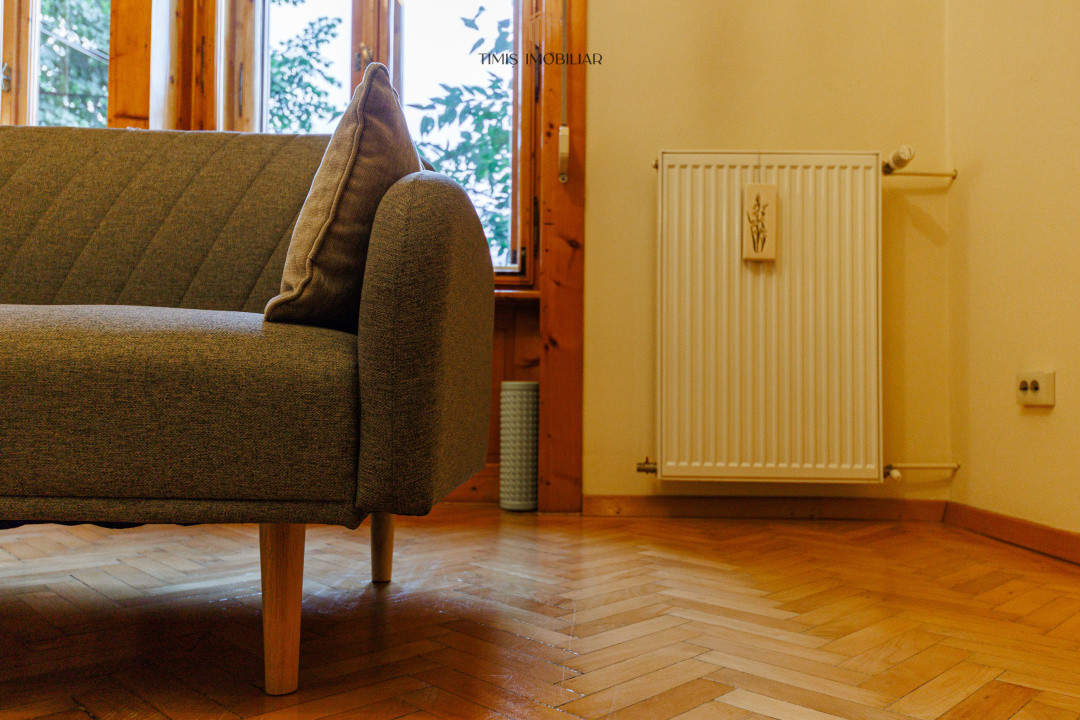Apartament cu terasă și boxă, în Palatul Adolf Hanecker | Mal Bega