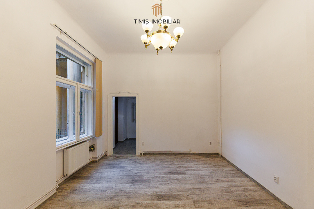 Garsonieră renovată, 27 mp, Piața Victoriei Nr.1 – Timișoara
