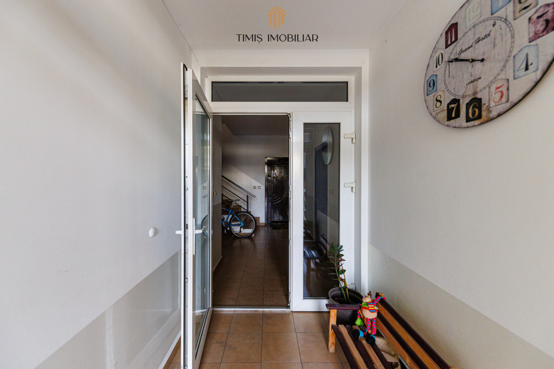Decomandat, 63 mp, parcare inclusă – Dumbrăvița, Ferventia - Padure