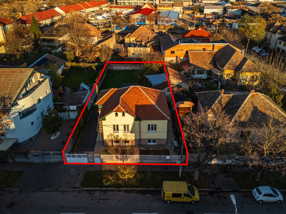 Casa Individuala pentru Birouri - Parcare Privata & Recent modernizata
