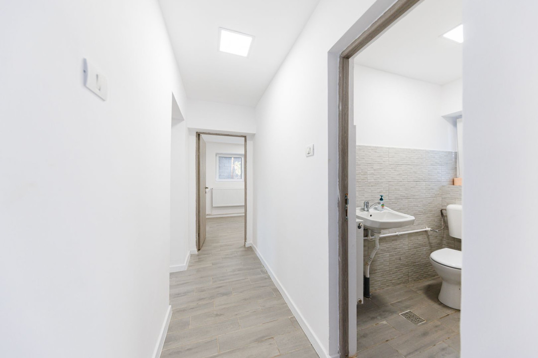 Casa Individuala pentru Birouri - Parcare Privata & Recent modernizata