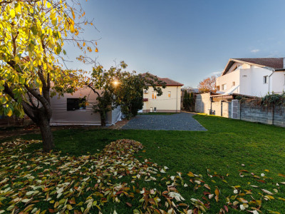 Casa Individuala pentru Birouri - Parcare Privata & Recent modernizata