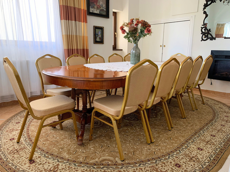 DE VÂNZARE – OPORTUNITATE EXCLUSIVĂ HOTEL / PENSIUNE – LOVRIN, TIMIȘ