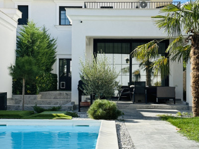 Dumbrăvița – Vilă premium cu piscină și 4 dormitoare en-suite | Com 0%