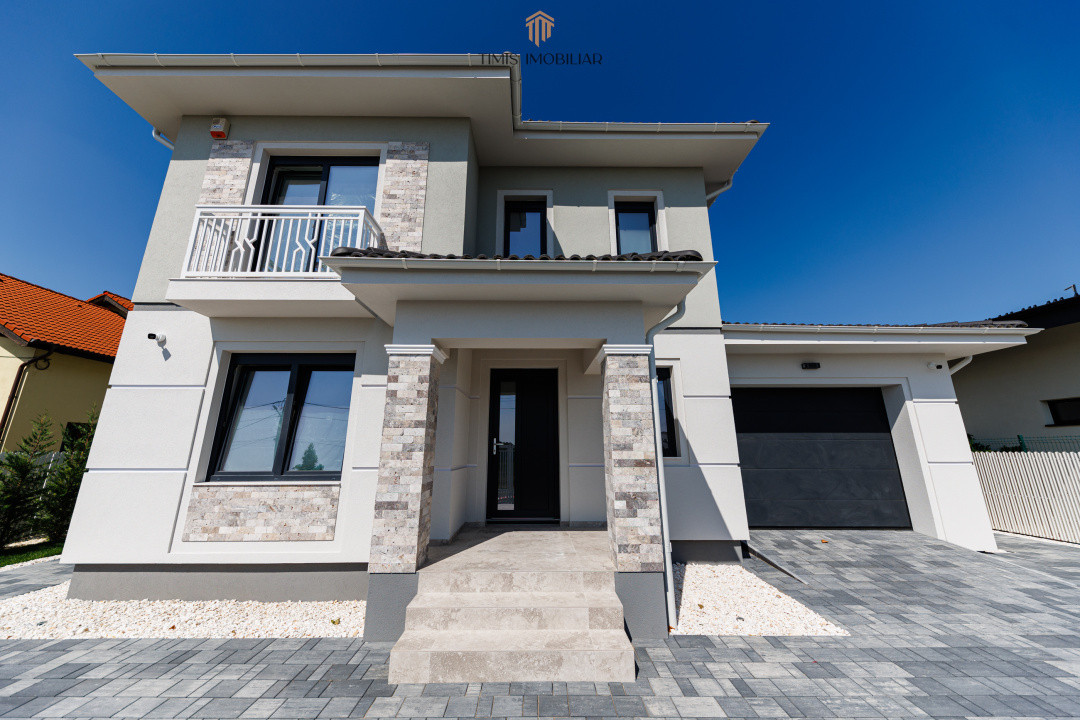 Casă individuală | 4 dormitoare, garaj și teren de 1.000 mp | Com 0%