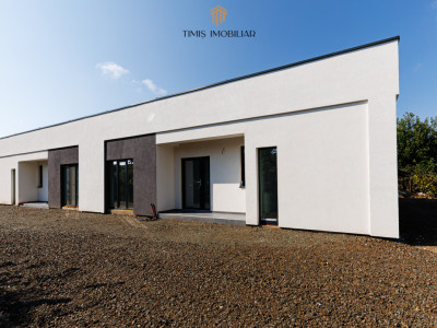 Casă noua cu 3 camere, parter, în Remetea Mare - Central