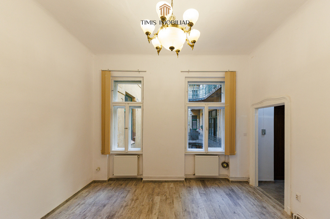 Garsonieră renovată, 27 mp, Piața Victoriei Nr.1 – Timișoara