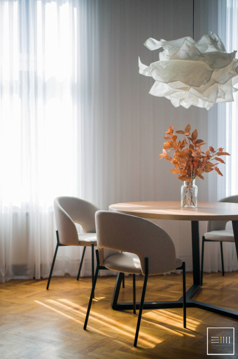 Historic charm meets modern design – 3-room apartment in Sinaia