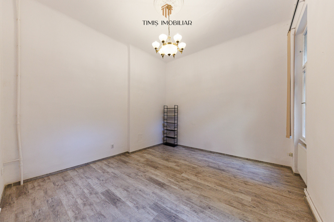 Garsonieră renovată, 27 mp, Piața Victoriei Nr.1 – Timișoara