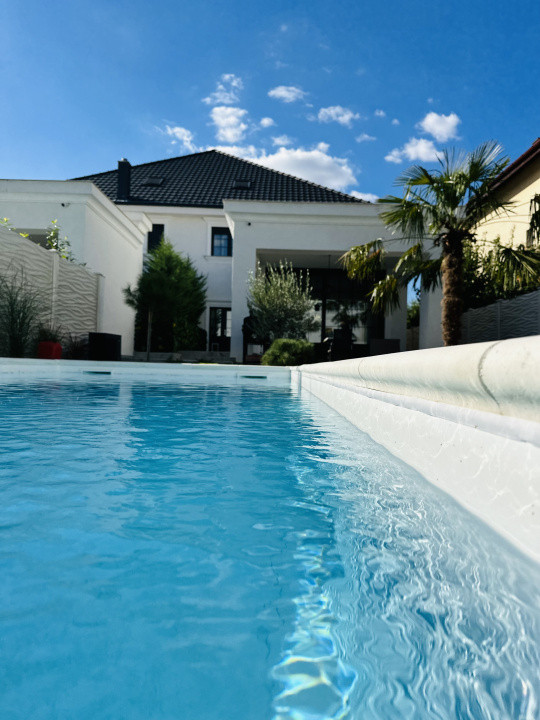 Dumbrăvița – Vilă premium cu piscină și 4 dormitoare en-suite | Com 0%