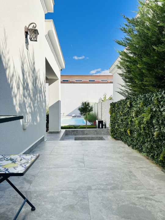 Dumbrăvița – Vilă premium cu piscină și 4 dormitoare en-suite | Com 0%