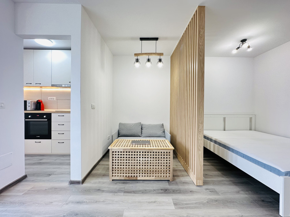 Prima inchiriere - Studio modern, vedere superbă spre oras | Com 0%