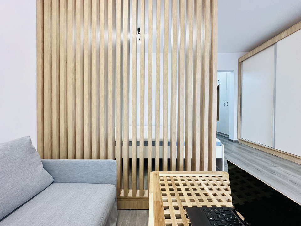 Prima inchiriere - Studio modern, vedere superbă spre oras | Com 0%