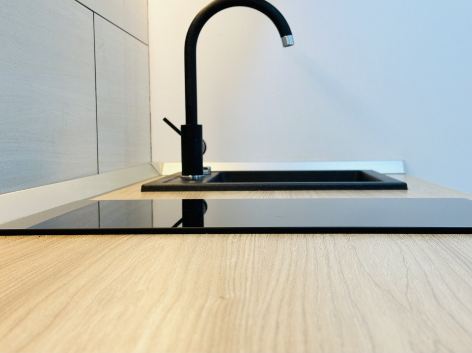 Prima inchiriere - Studio modern, vedere superbă spre oras | Com 0%