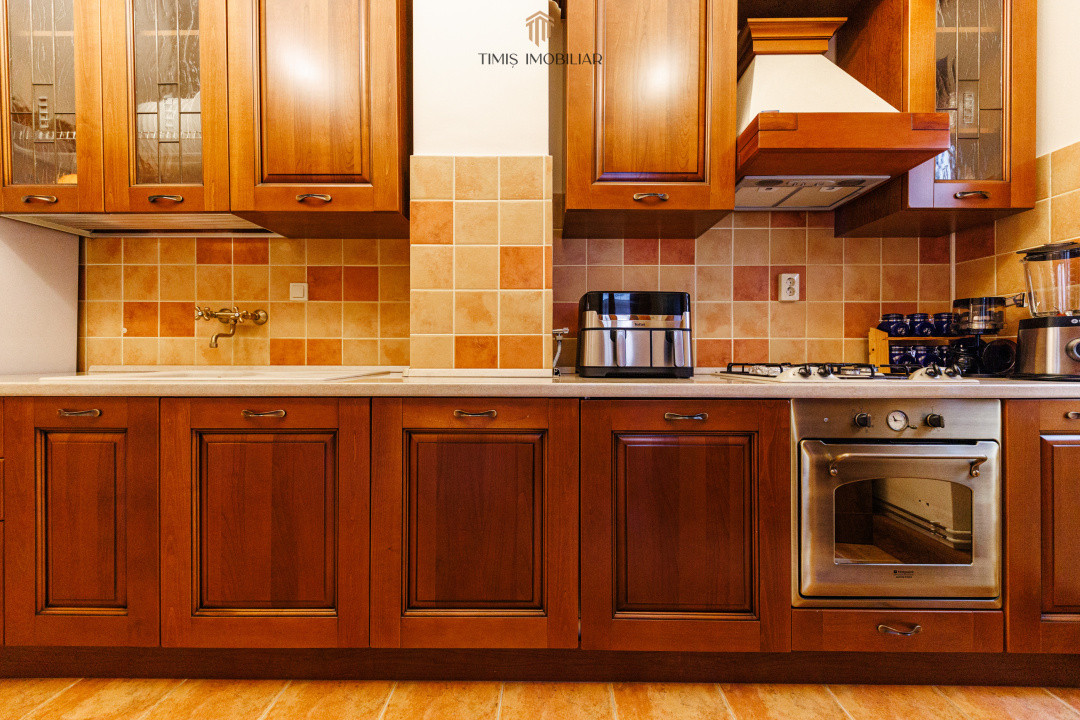 Apartament cu farmec istoric, 72 mp, spre închiriere – Ion Ghica